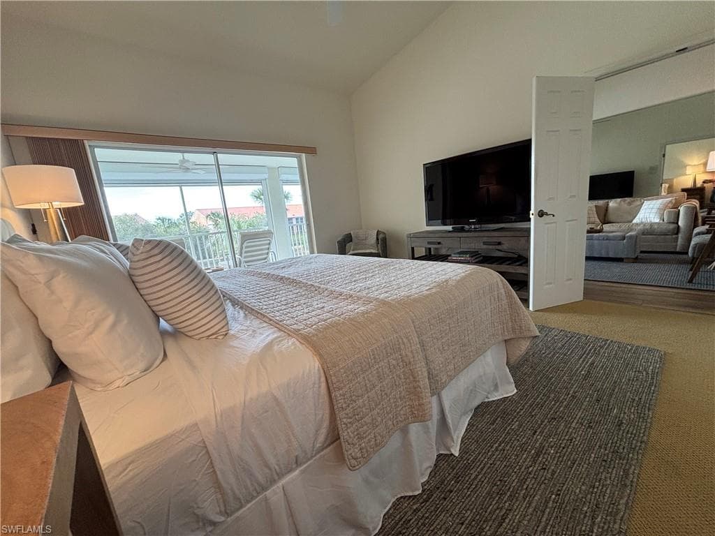 6650 Beach Resort Dr 910, Naples, FL 34114-14