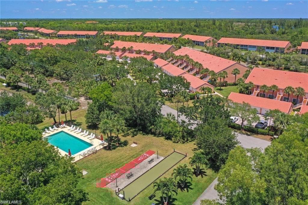 6650 Beach Resort Dr 910, Naples, FL 34114-5