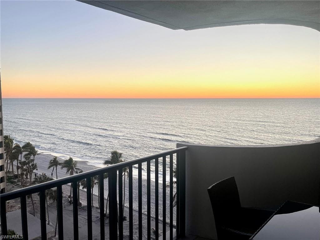 4005 Gulf Shore Blvd N 904, Naples, FL 34103-41