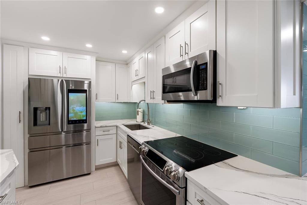 4005 Gulf Shore Blvd N 904, Naples, FL 34103-5