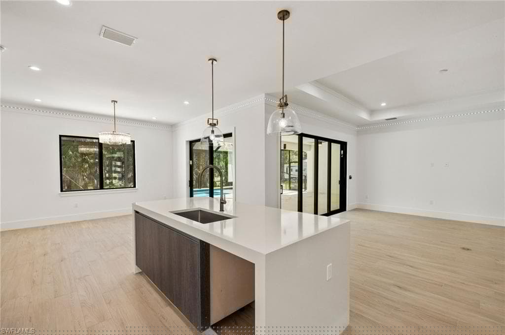 1587 Golden Gate Blvd W, Naples, FL 34120-12