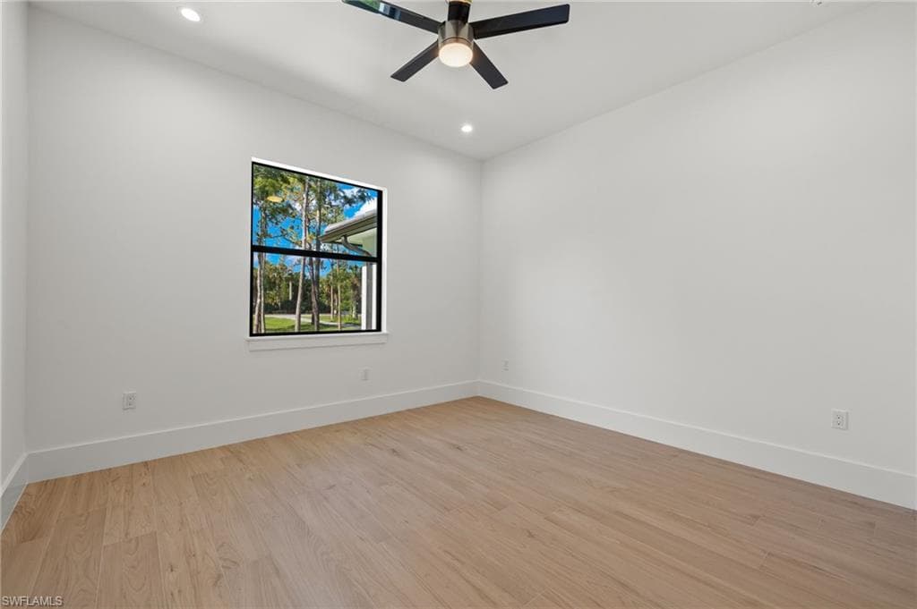 1587 Golden Gate Blvd W, Naples, FL 34120-26