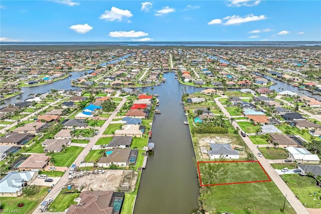 2114 39th Ter, Cape Coral, FL 33914-16