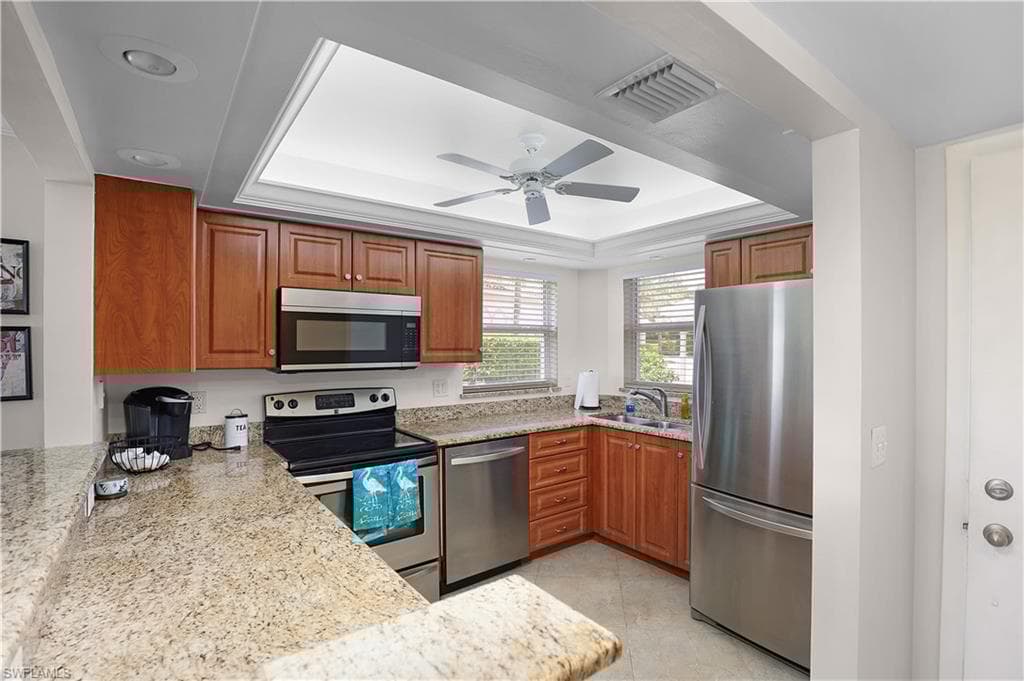 1 High Point Cir W 106, Naples, FL 34103-10