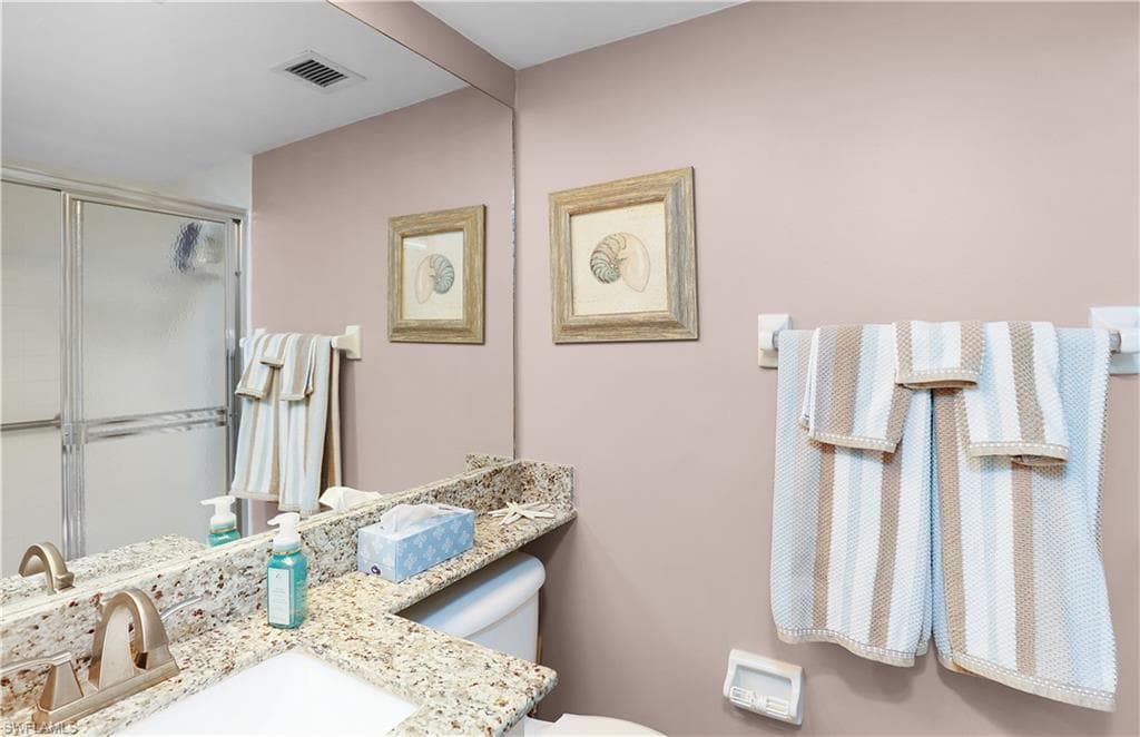1 High Point Cir W 106, Naples, FL 34103-16
