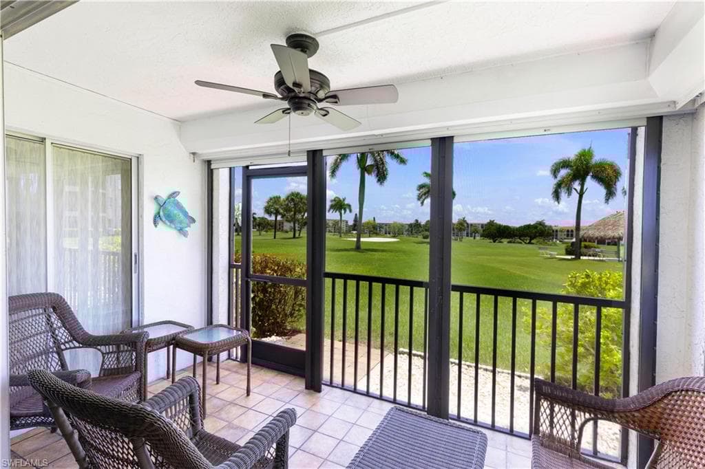 1 High Point Cir W 106, Naples, FL 34103-18