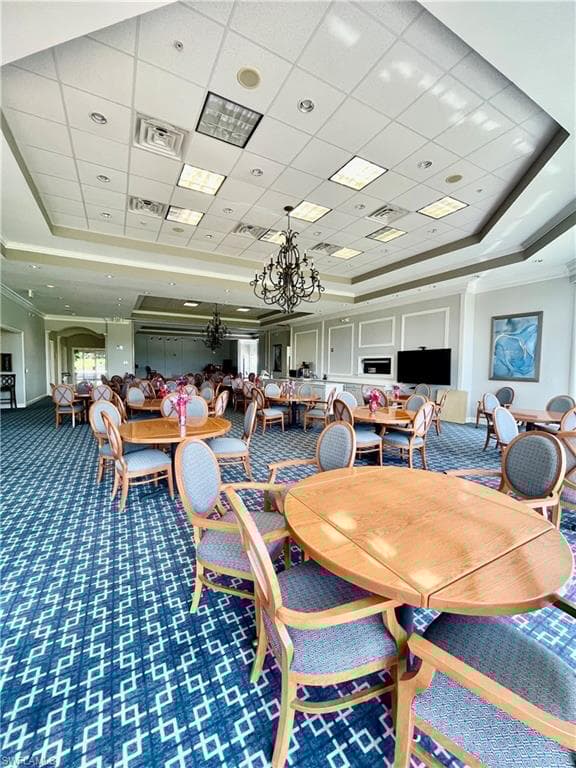 1 High Point Cir W 106, Naples, FL 34103-32
