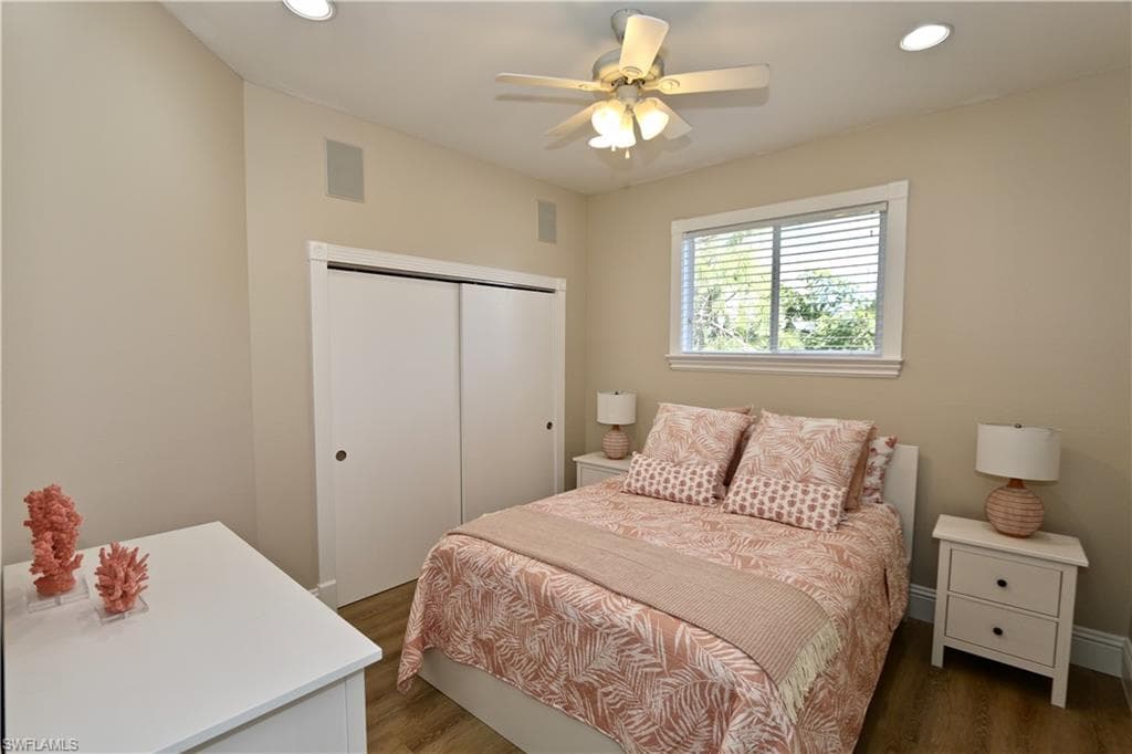 2855 Coach House Way, Naples, FL 34105-21