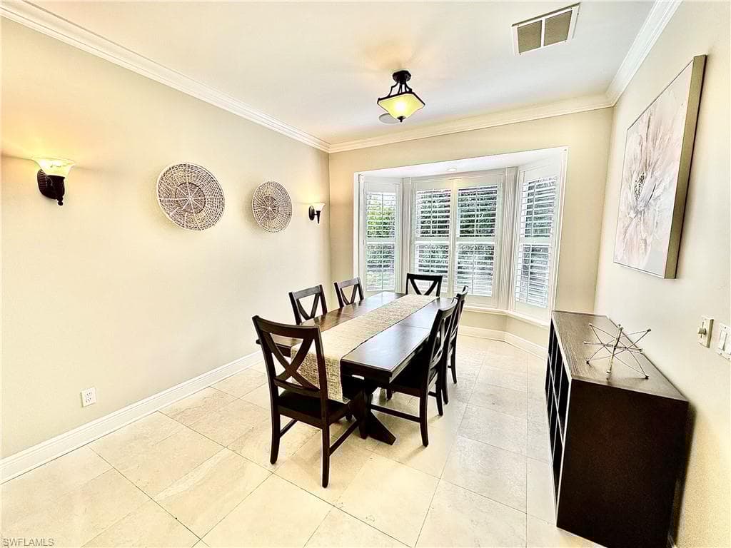 2855 Coach House Way, Naples, FL 34105-33