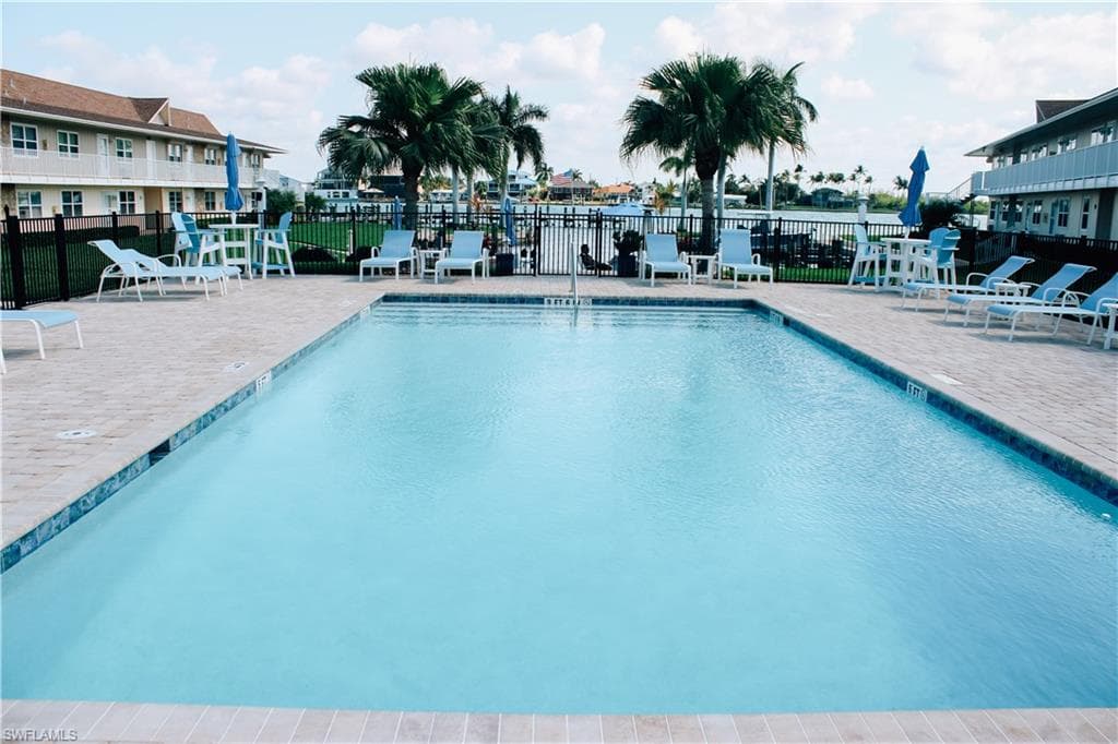 850 Palm St C24, Marco Island, FL 34145-15