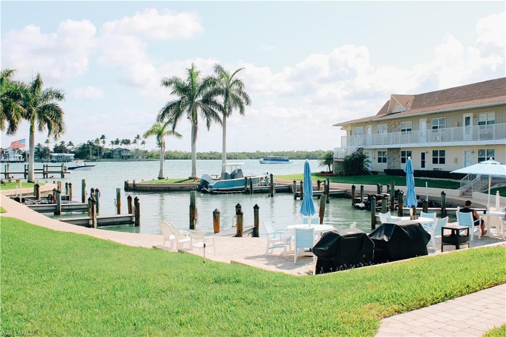 850 Palm St C24, Marco Island, FL 34145-1