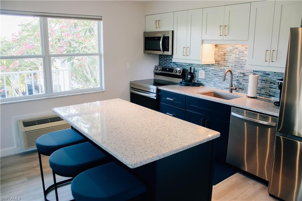 850 Palm St C24, Marco Island, FL 34145-4