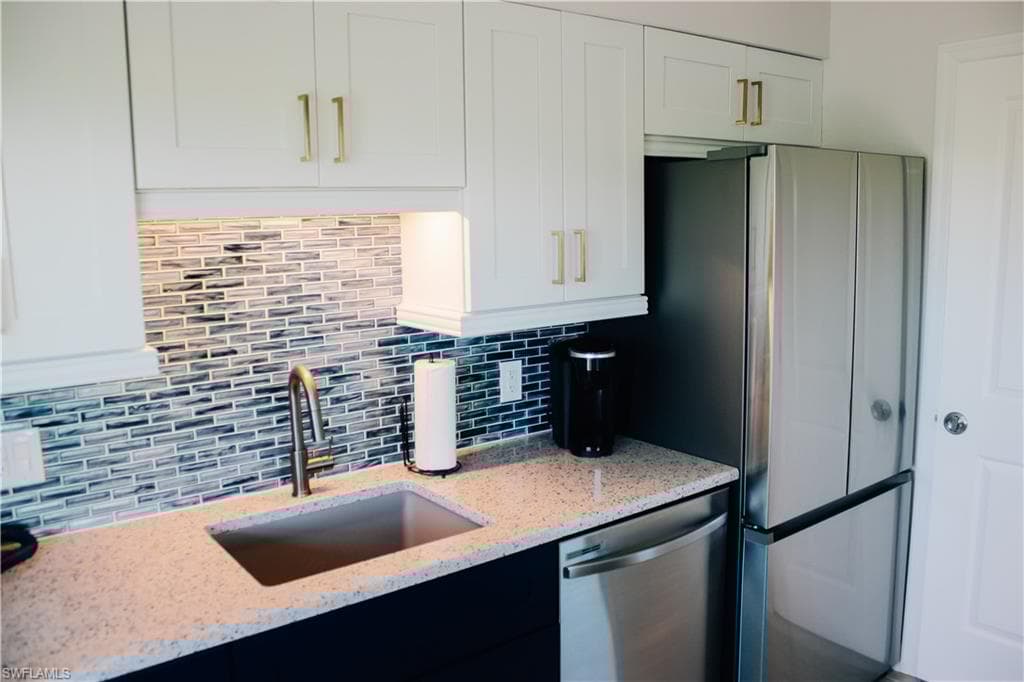 850 Palm St C24, Marco Island, FL 34145-5