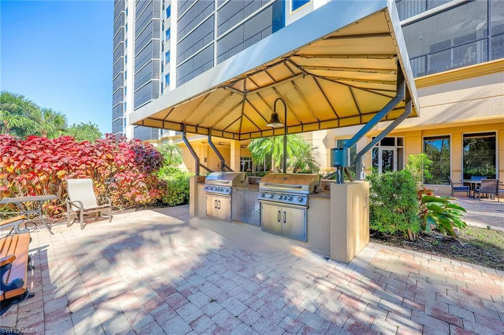 1065 Borghese Ln 304, Naples, FL 34114-20