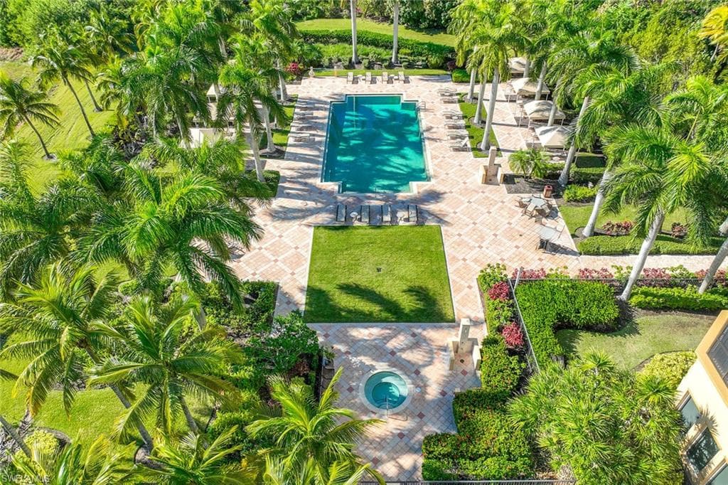 1065 Borghese Ln 304, Naples, FL 34114-21