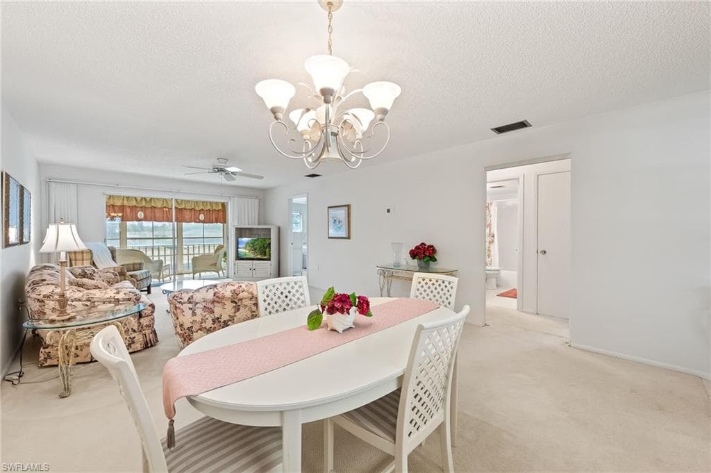 300 Valley Stream Dr D7, Naples, FL 34113-15