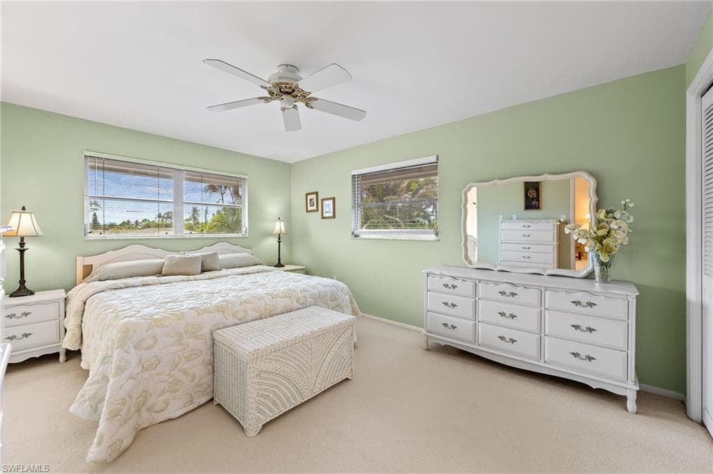 300 Valley Stream Dr D7, Naples, FL 34113-17