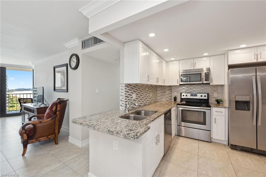 380 Seaview Ct 1607, Marco Island, FL 34145-6