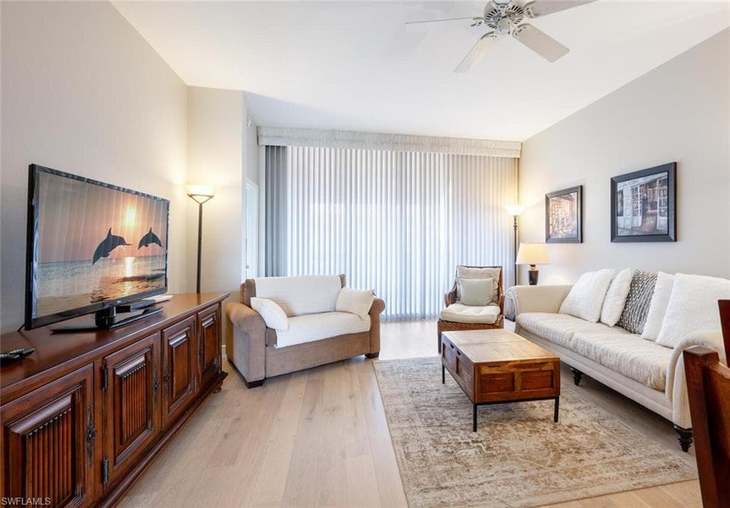 401 Bayfront Pl 3502, Naples, FL 34102-7