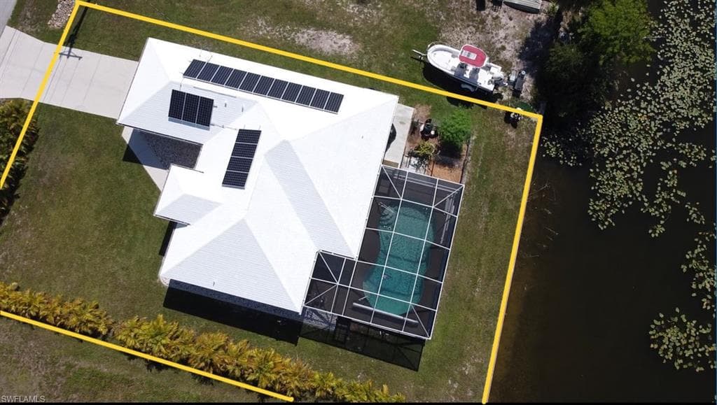 501 7th St, Cape Coral, FL 33990-4