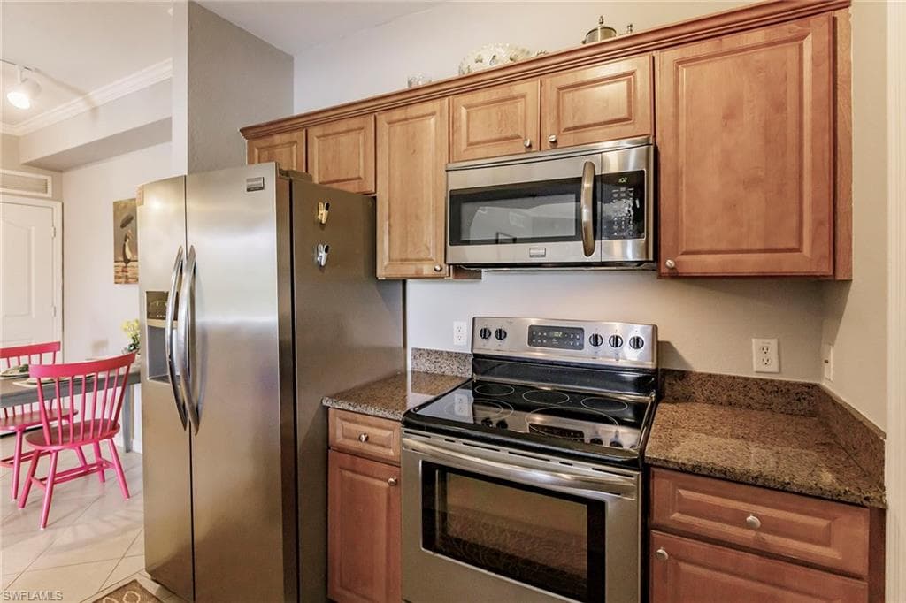13010 Positano Cir 206, Naples, FL 34105-8