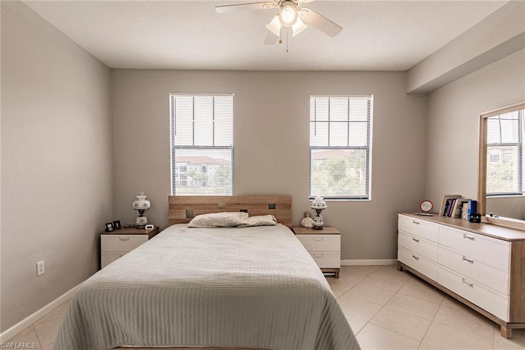 13010 Positano Cir 206, Naples, FL 34105-17
