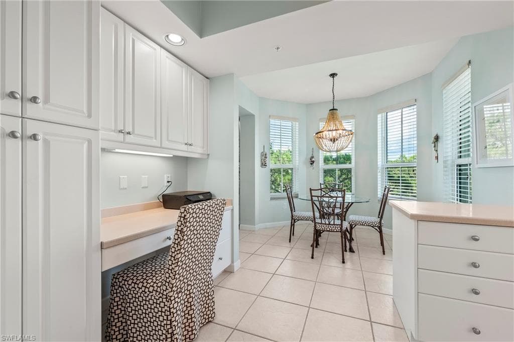 325 Dunes Blvd 407, Naples, FL 34110-10