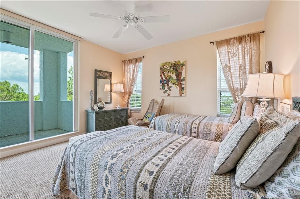 325 Dunes Blvd 407, Naples, FL 34110-17