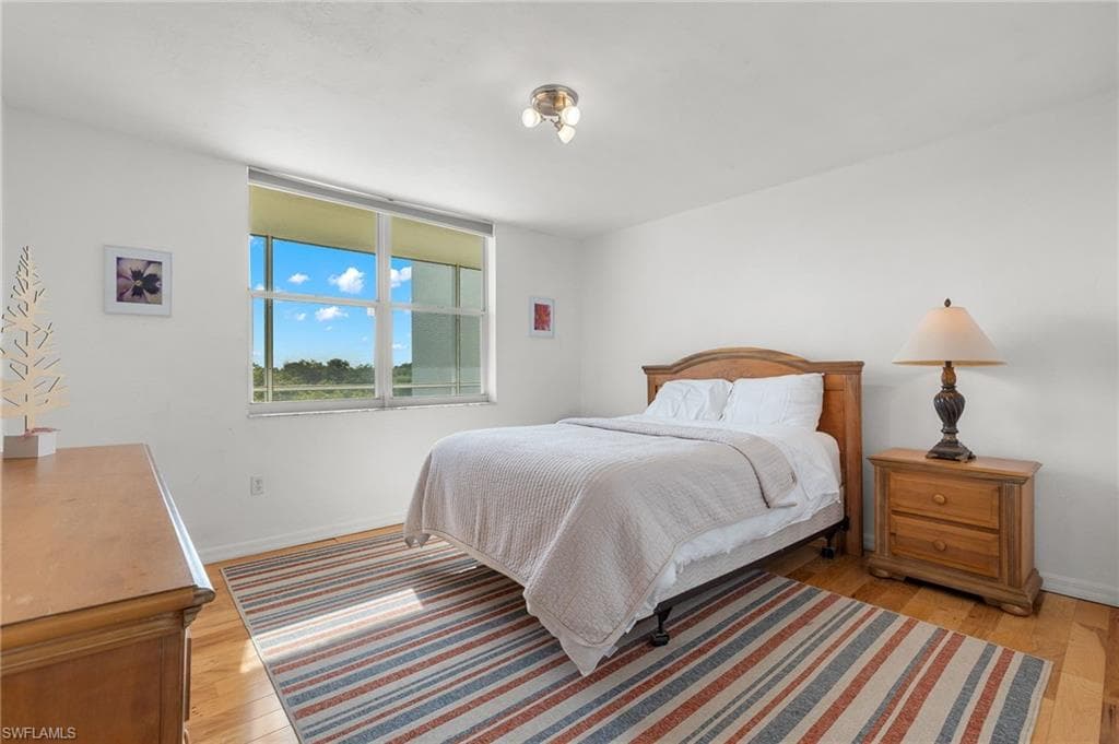 290 Naples Cove Dr 2602, Naples, FL 34110-15