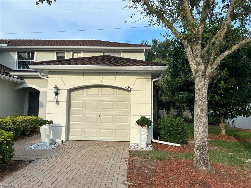 8591 Athena Ct, Lehigh Acres, FL 33971-18