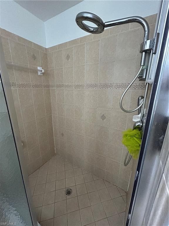 8591 Athena Ct, Lehigh Acres, FL 33971-32
