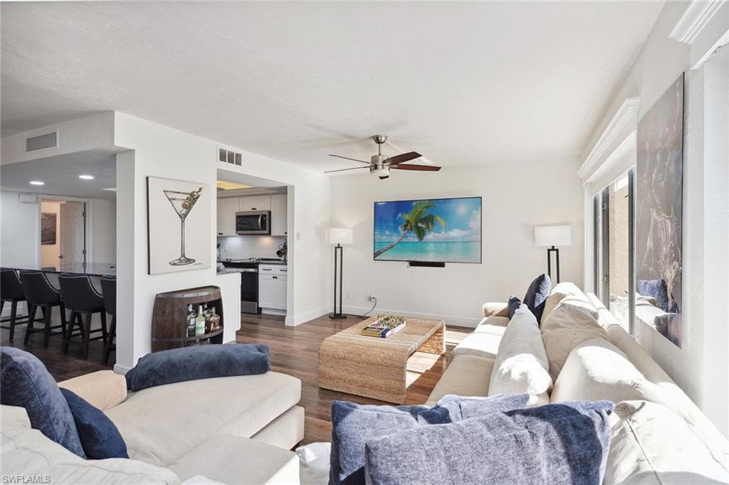 6216 Cougar Run 102, Fort Myers, FL 33908-4