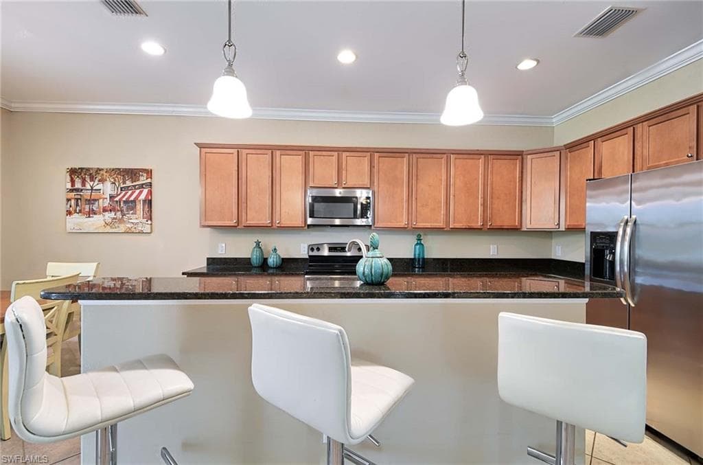 14614 Fern Lake Ct, Naples, FL 34114-14