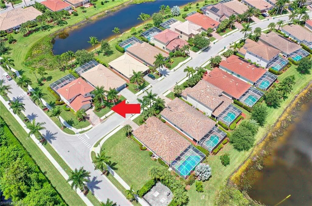 14614 Fern Lake Ct, Naples, FL 34114-34