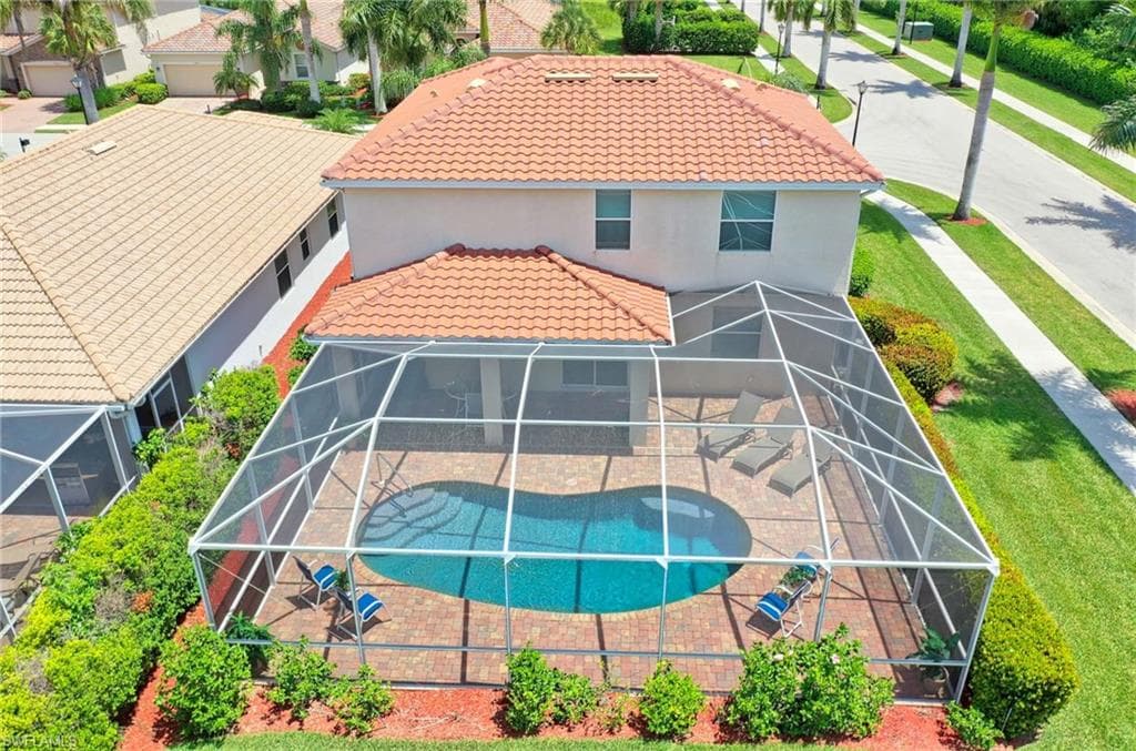 14614 Fern Lake Ct, Naples, FL 34114-5