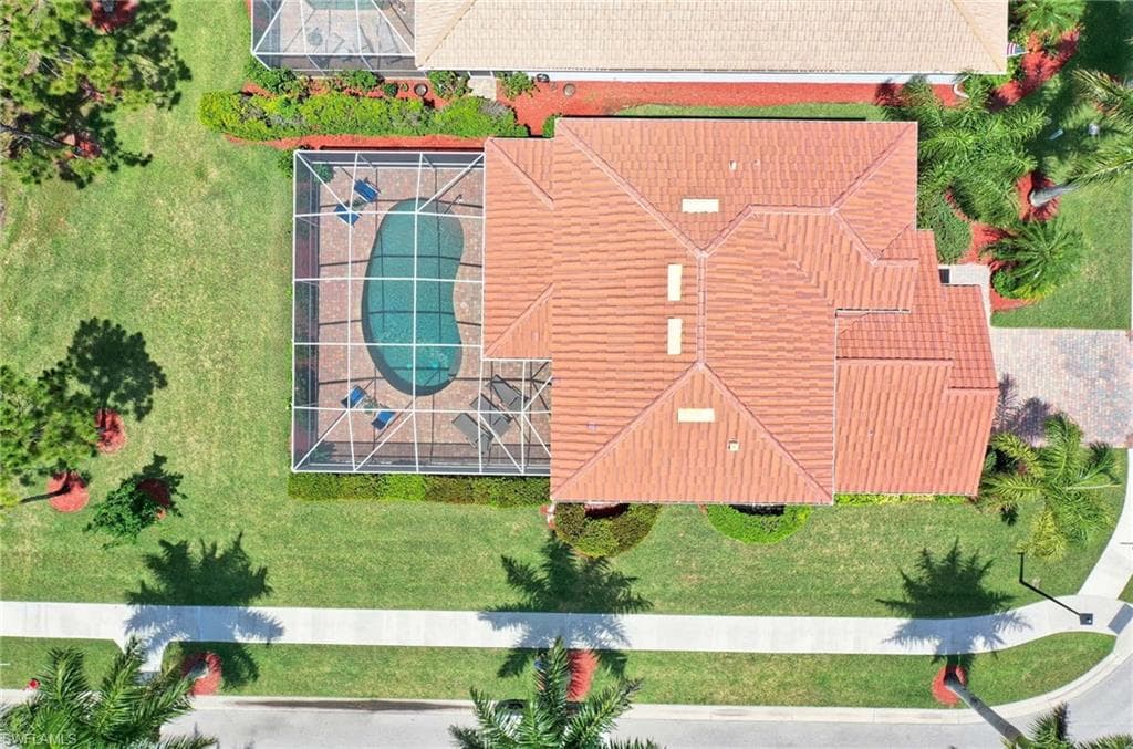 14614 Fern Lake Ct, Naples, FL 34114-8