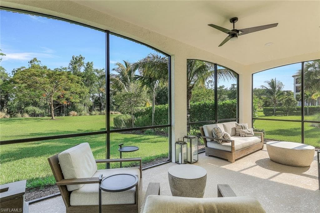 16348 Viansa Way 102, Naples, FL 34110-27