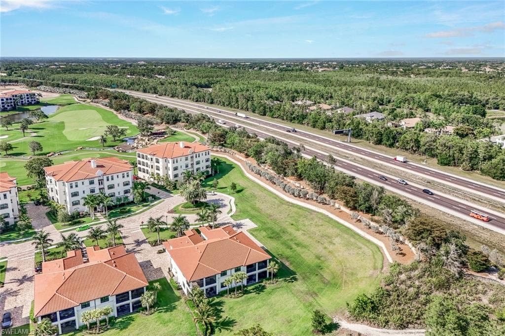 16348 Viansa Way 102, Naples, FL 34110-32