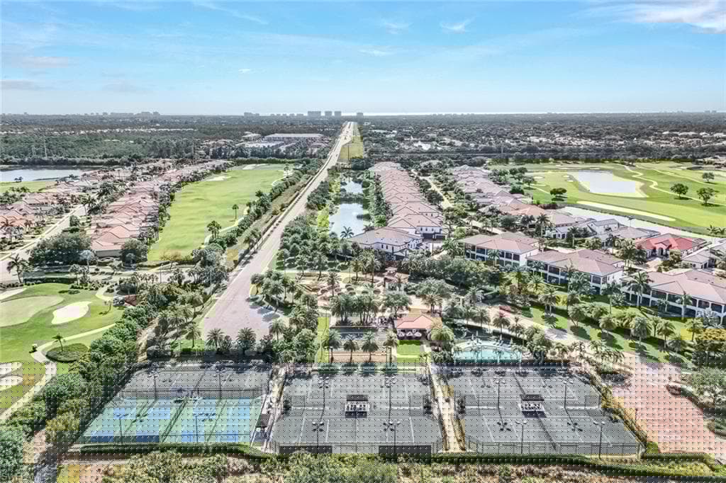 16348 Viansa Way 102, Naples, FL 34110-38