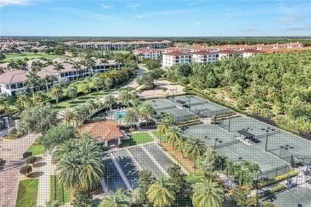 16348 Viansa Way 102, Naples, FL 34110-40