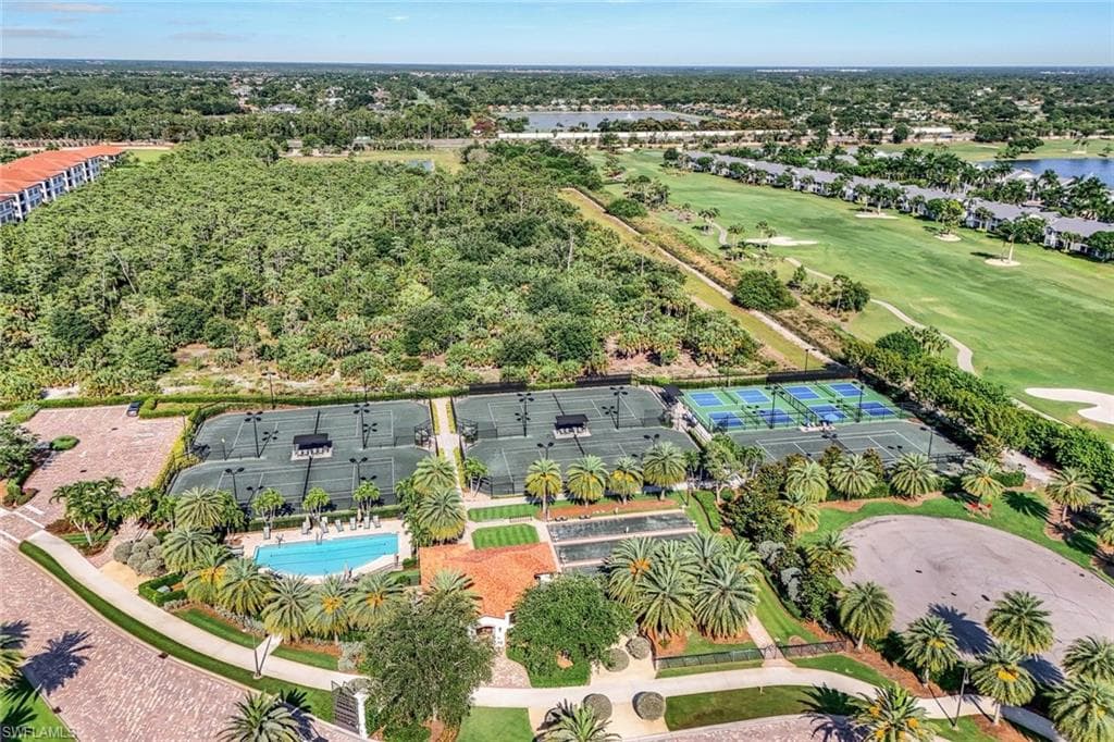16348 Viansa Way 102, Naples, FL 34110-41