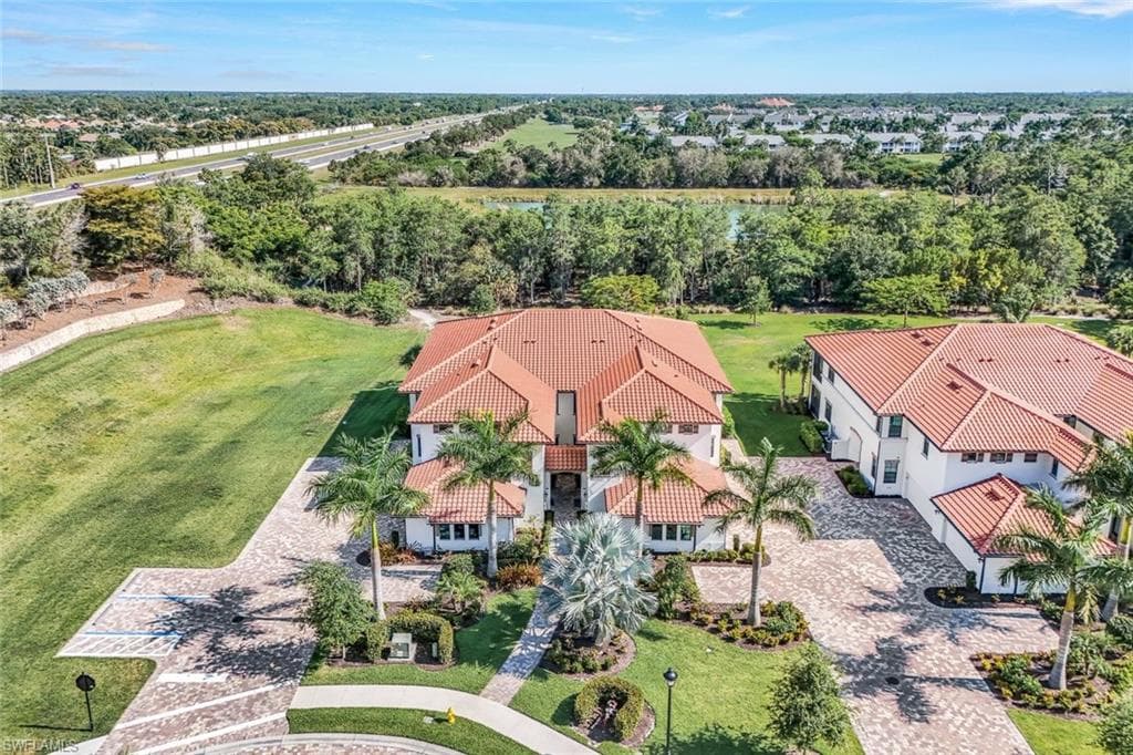 16348 Viansa Way 102, Naples, FL 34110-44