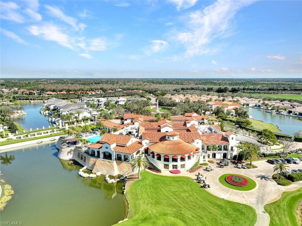 16348 Viansa Way 102, Naples, FL 34110-48