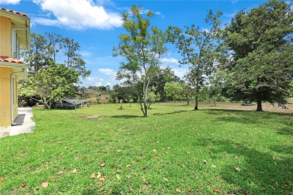 3180 Safe Harbor Dr, Naples, FL 34117-31