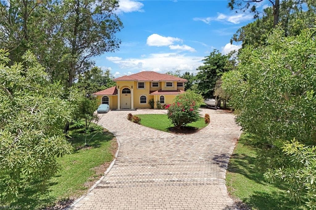 3180 Safe Harbor Dr, Naples, FL 34117-34