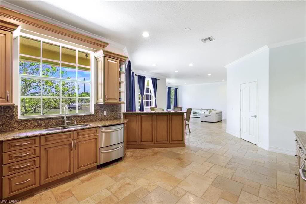 3180 Safe Harbor Dr, Naples, FL 34117-5
