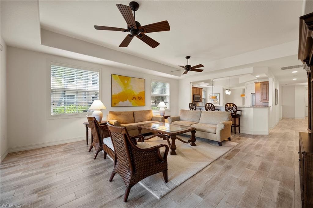 8613 Champions Pt 302, Naples, FL 34113-11