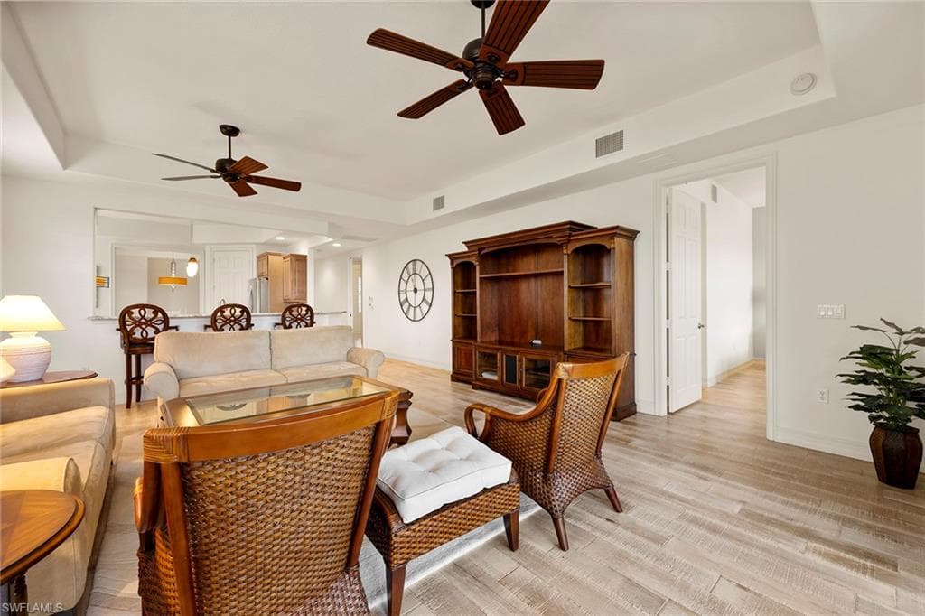 8613 Champions Pt 302, Naples, FL 34113-12