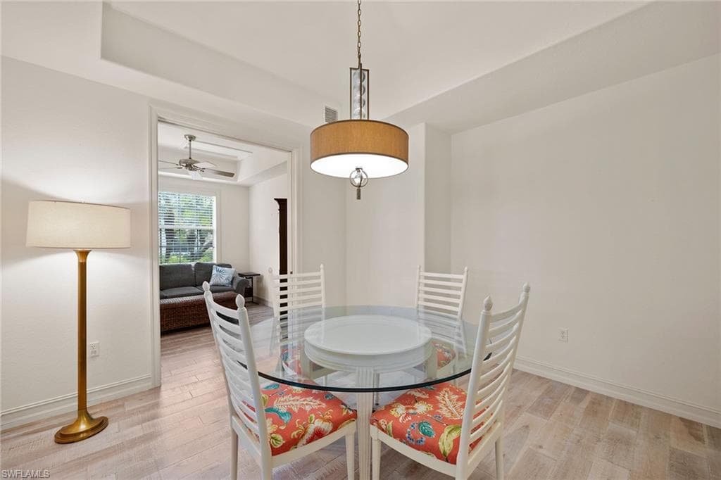 8613 Champions Pt 302, Naples, FL 34113-21