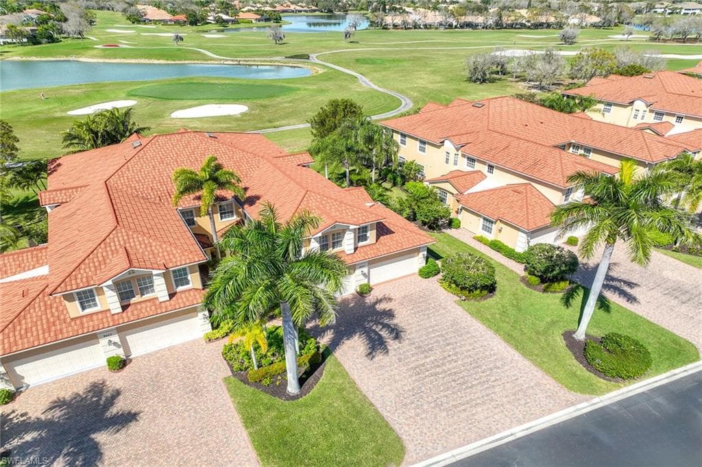 8613 Champions Pt 302, Naples, FL 34113-29